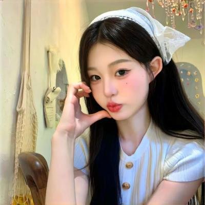 芒果和红色轮椅